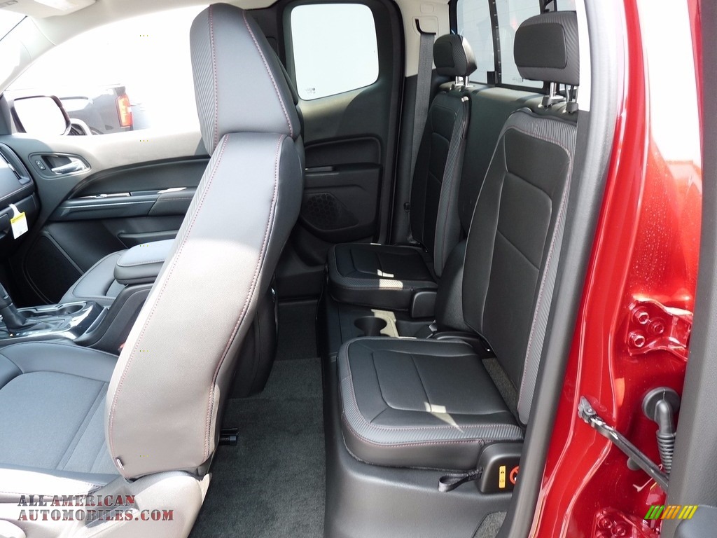 2017 Canyon SLE Extended Cab 4x4 - Red Quartz Tintcoat / Jet Black photo #7