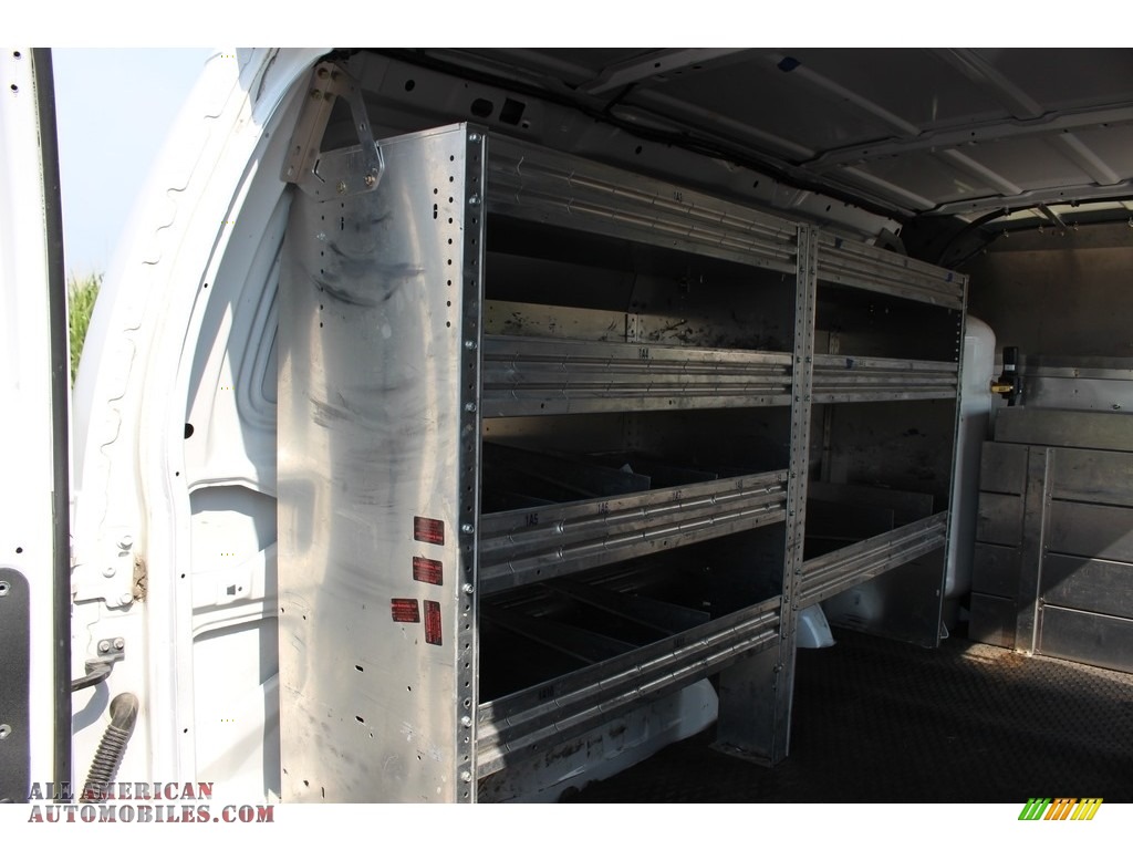 2014 E-Series Van E250 Cargo Van - Oxford White / Medium Flint photo #15