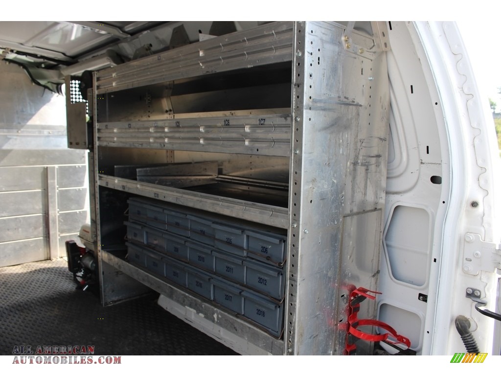 2014 E-Series Van E250 Cargo Van - Oxford White / Medium Flint photo #16
