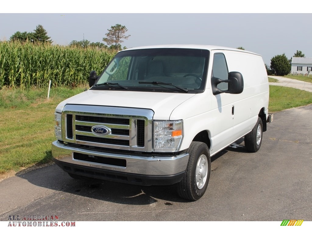 2014 E-Series Van E250 Cargo Van - Oxford White / Medium Flint photo #36