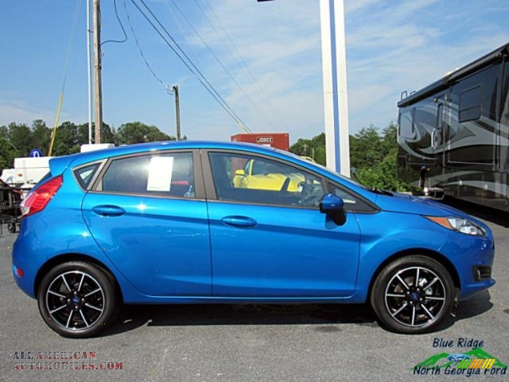 2017 Fiesta SE Hatchback - Blue Candy / Charcoal Black photo #7