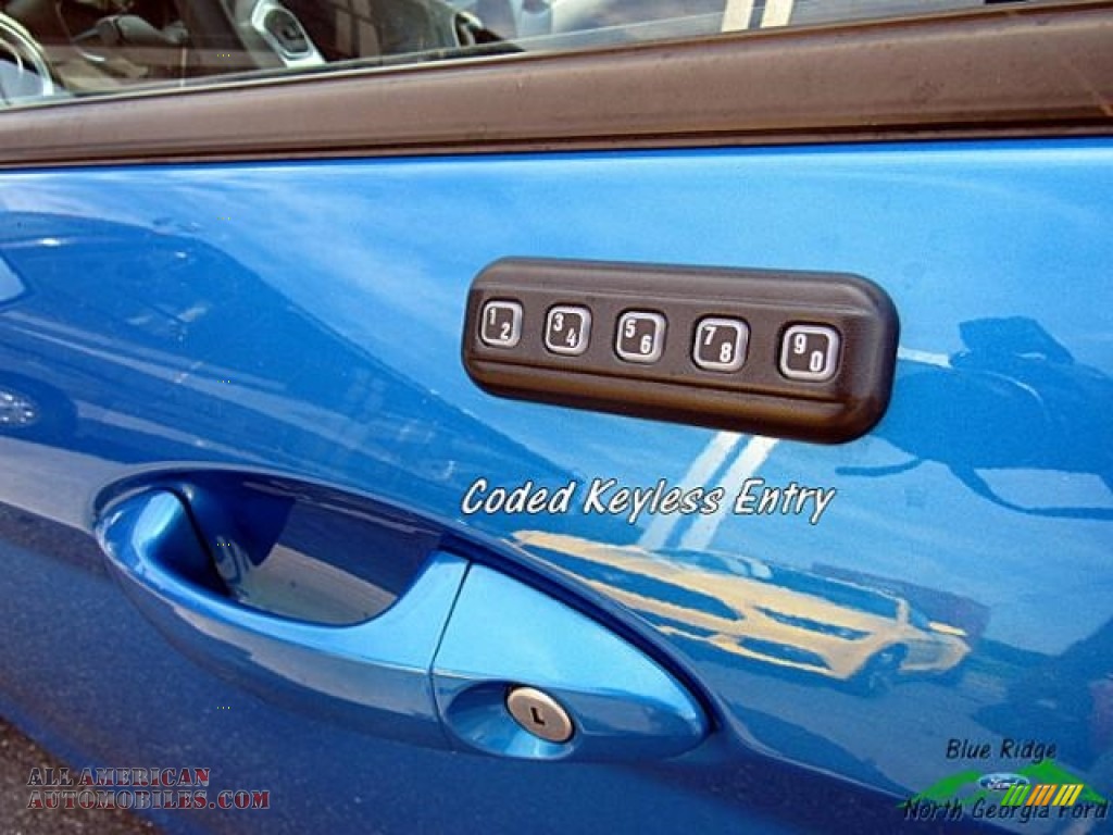 2017 Fiesta SE Hatchback - Blue Candy / Charcoal Black photo #25