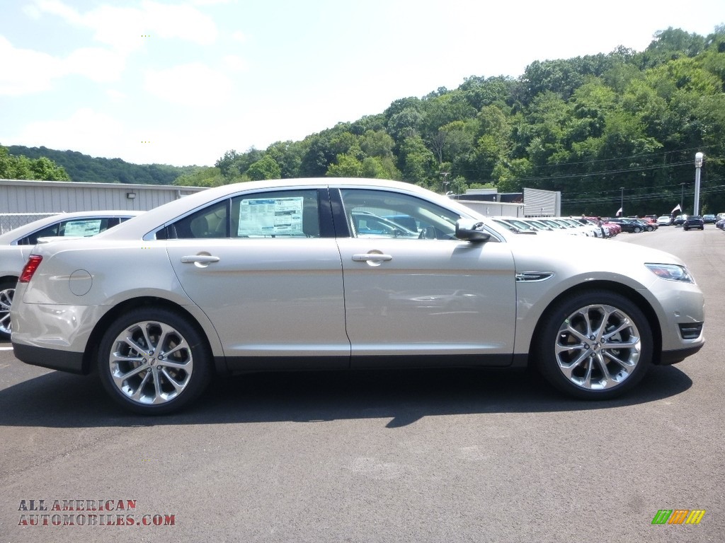 White Gold / Dune Ford Taurus Limited AWD