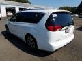 Chrysler Pacifica Limited Bright White photo #2