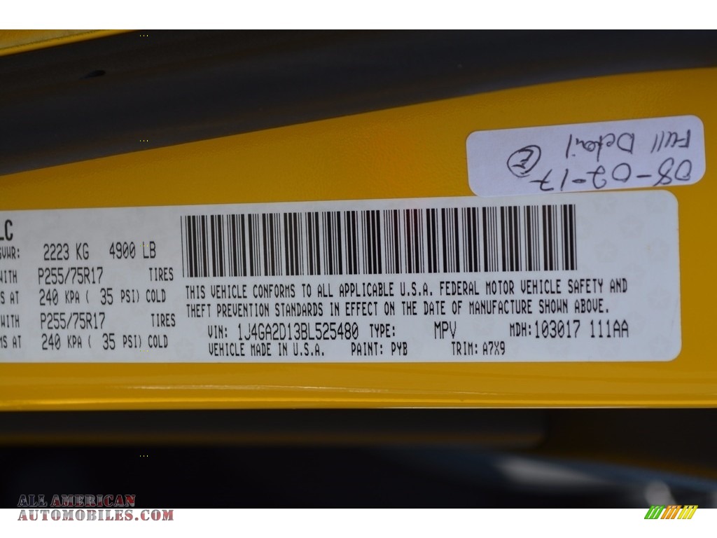 2011 Wrangler Sport 4x4 - Detonator Yellow / Black photo #32