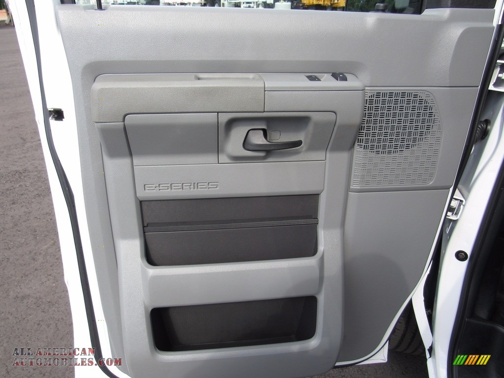 2011 E Series Van E150 Commercial - Oxford White / Medium Flint photo #11