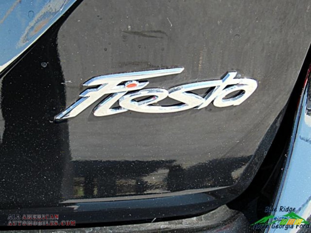 2017 Fiesta SE Sedan - Shadow Black / Charcoal Black photo #37