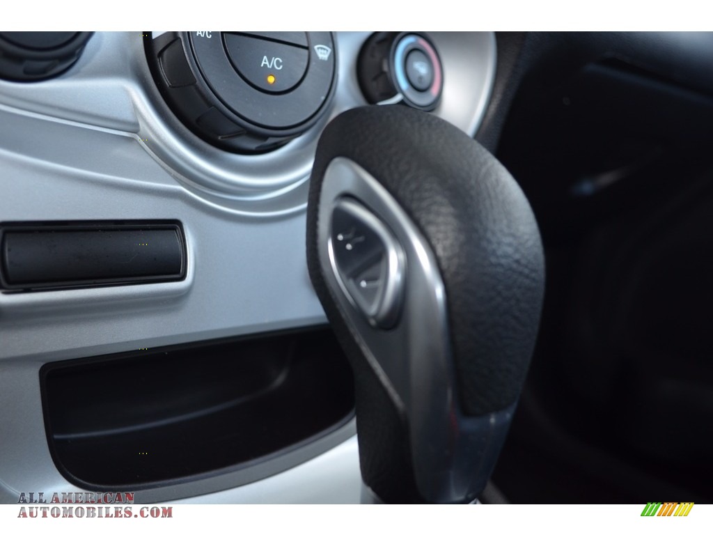 2016 Fiesta SE Hatchback - Kona Blue Metallic / Charcoal Black photo #19