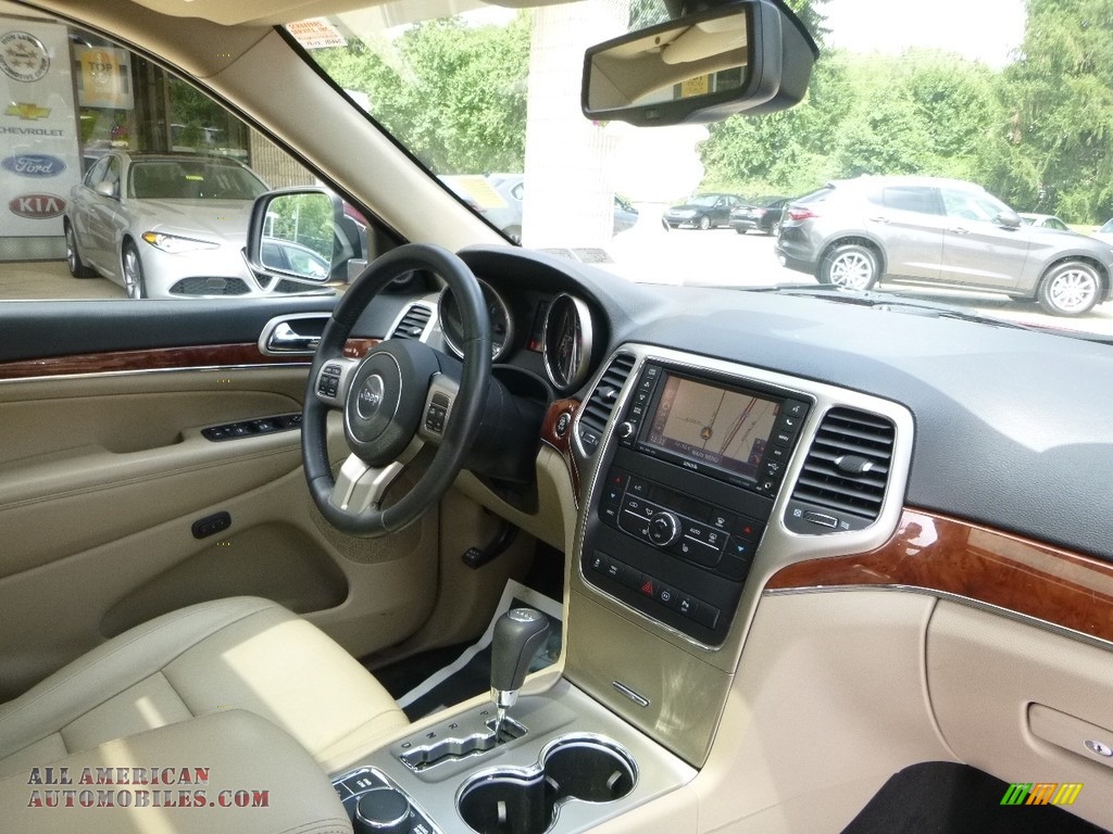 2012 Grand Cherokee Limited 4x4 - Deep Cherry Red Crystal Pearl / Black/Light Frost Beige photo #12