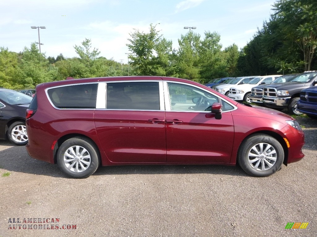 2017 Pacifica Touring - Velvet Red Pearl / Black/Alloy photo #6