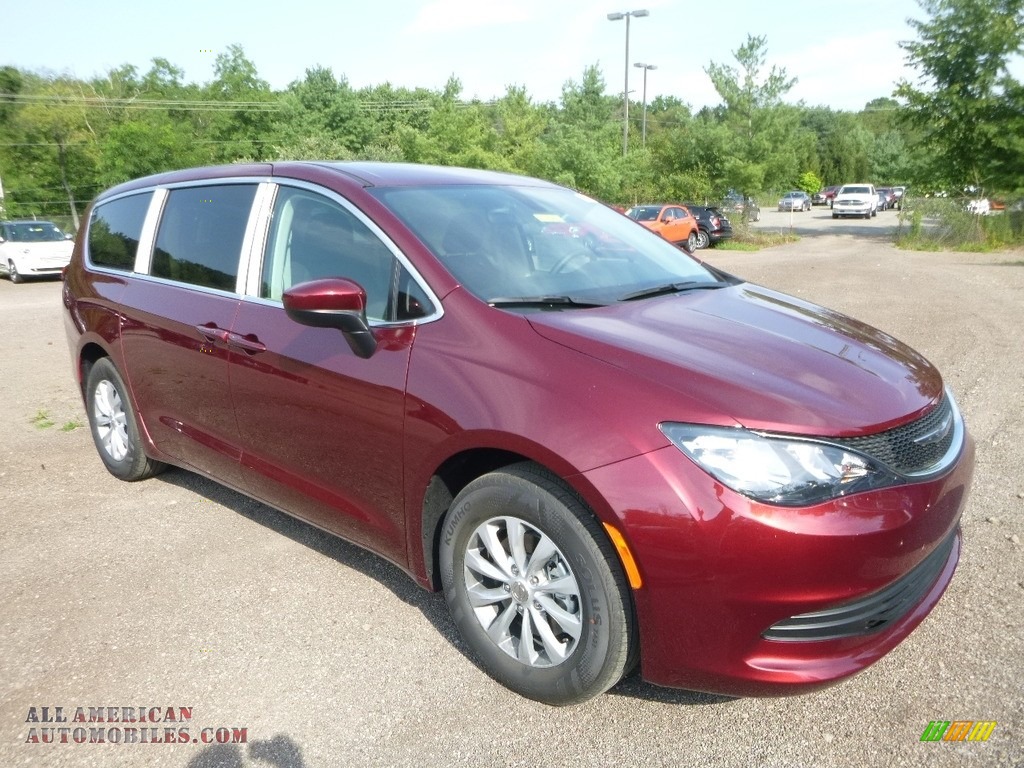 2017 Pacifica Touring - Velvet Red Pearl / Black/Alloy photo #7