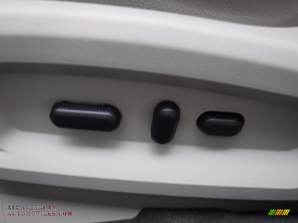 2013 Edge SEL AWD - White Platinum Tri-Coat / Medium Light Stone photo #16