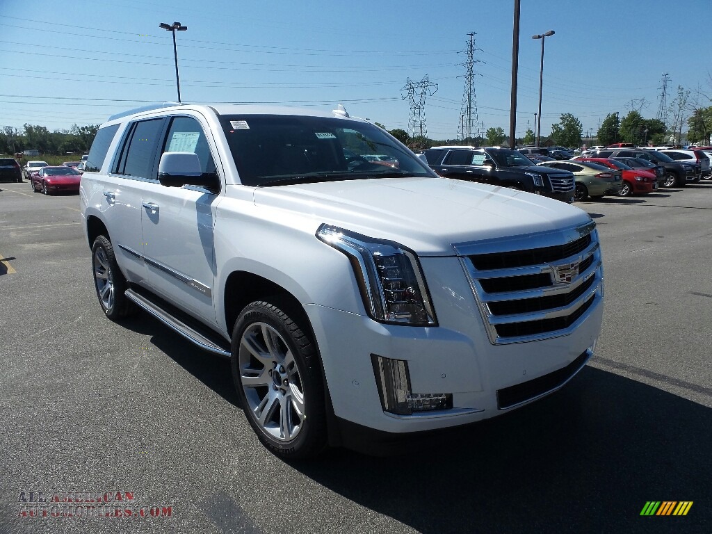 2017 Escalade Luxury 4WD - Crystal White Tricoat / Shale/Cocoa Accents photo #1