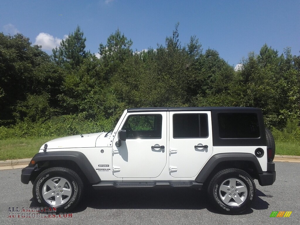 2017 Wrangler Unlimited Sport 4x4 - Bright White / Black photo #1