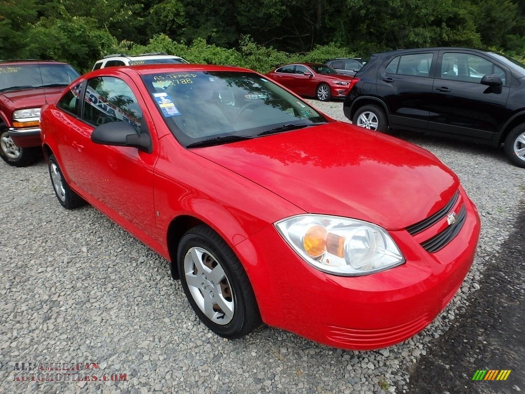 2006 Cobalt LS Coupe - Victory Red / Gray photo #5