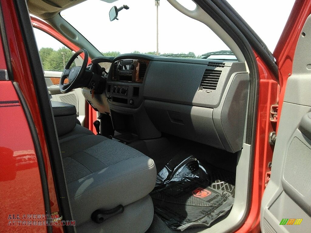 2006 Ram 2500 Big Horn Edition Quad Cab 4x4 - Flame Red / Medium Slate Gray photo #16
