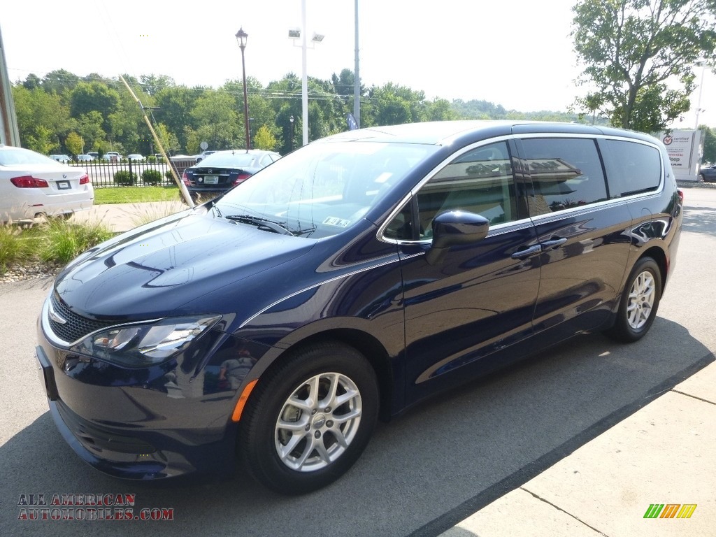 2017 Pacifica Touring - Jazz Blue Pearl / Black/Alloy photo #5