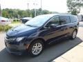 Chrysler Pacifica Touring Jazz Blue Pearl photo #5