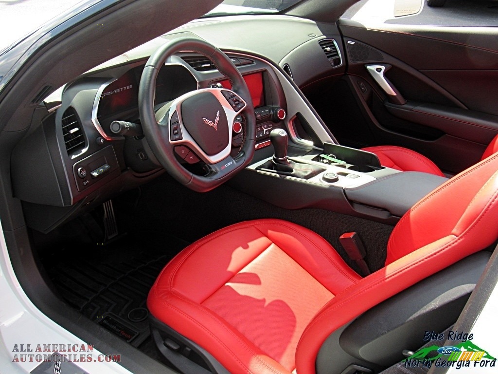 2015 Corvette Z06 Coupe - Arctic White / Adrenaline Red photo #13