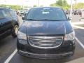 Chrysler Town & Country Touring-L Brilliant Black Crystal Pearl photo #2