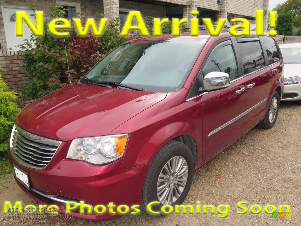 Deep Cherry Red Crystal Pearl / Black/Light Graystone Chrysler Town & Country Touring - L