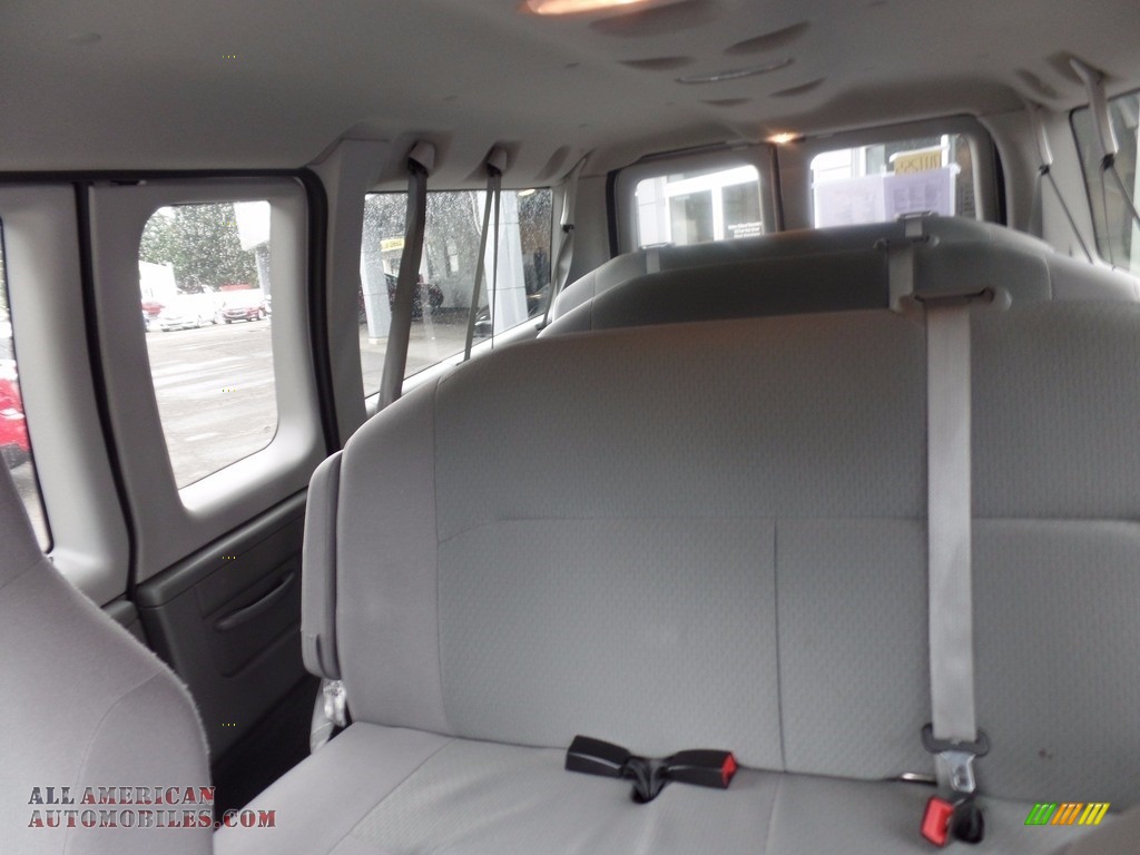 2011 E Series Van E350 XLT Passenger - Oxford White / Medium Flint photo #17