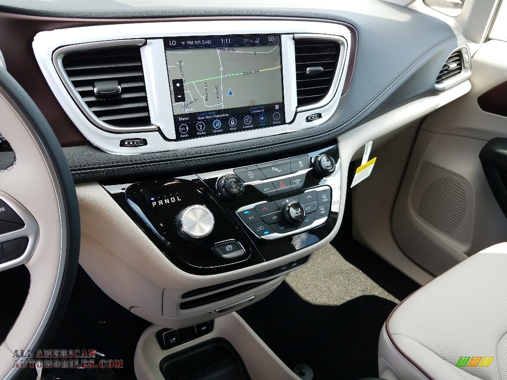 2018 Pacifica Limited - Billet Silver Metallic / Black/Alloy photo #10