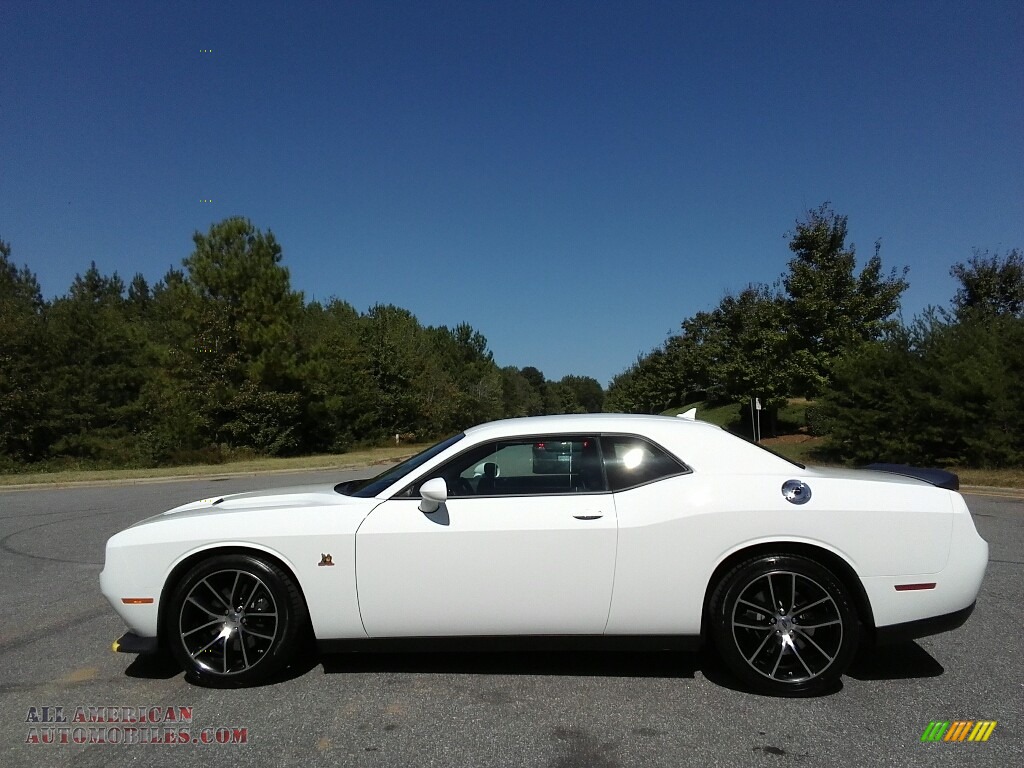 2018 Challenger R/T Scat Pack - White Knuckle / Black photo #1