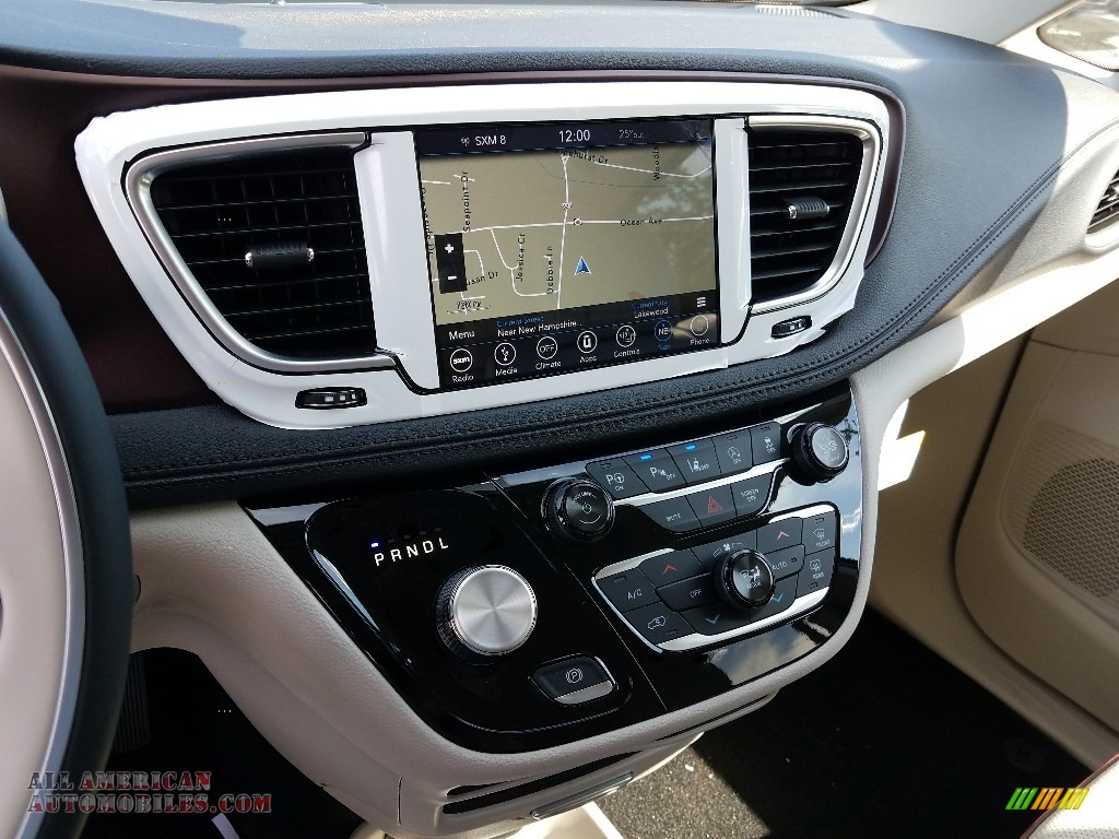 2018 Pacifica Limited - Billet Silver Metallic / Black/Alloy photo #10