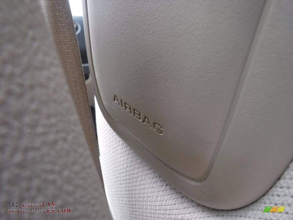 2010 Impala LT - Gold Mist Metallic / Neutral photo #14
