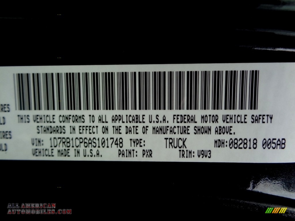 2010 Ram 1500 ST Crew Cab - Brilliant Black Crystal Pearl / Dark Slate/Medium Graystone photo #100