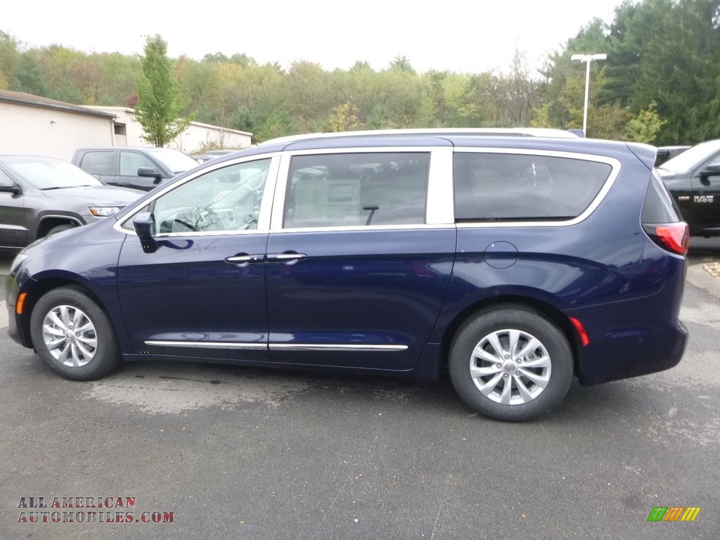 2018 Pacifica Touring L - Jazz Blue Pearl / Cognac/Alloy/Toffee photo #2