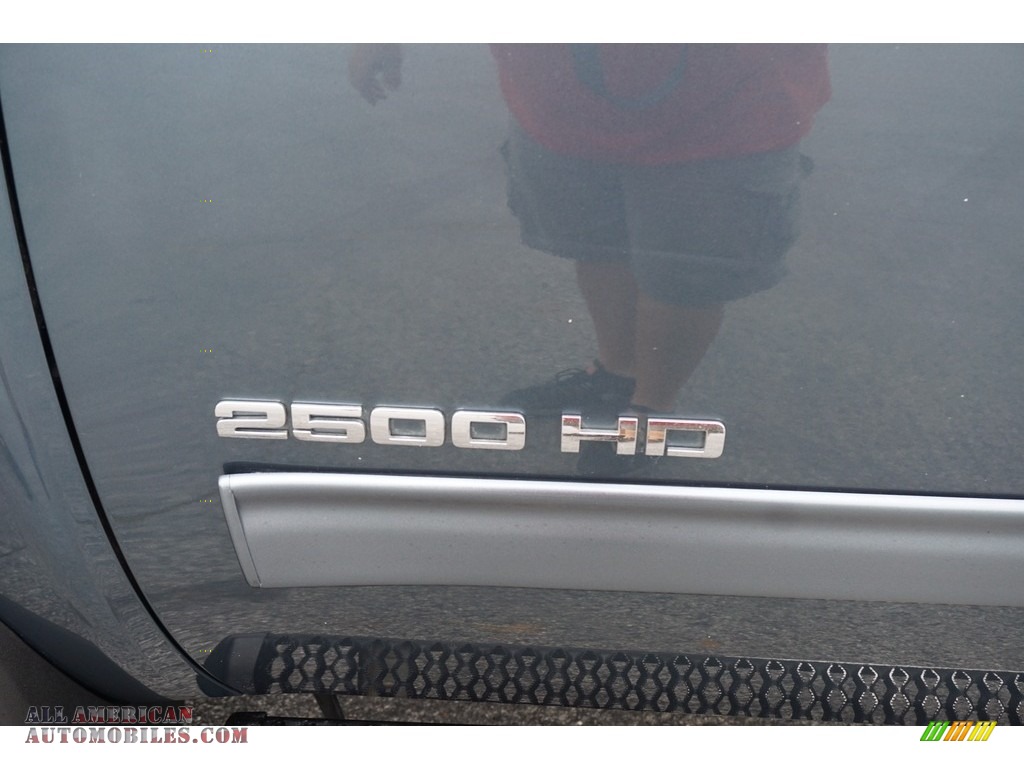 2014 Silverado 2500HD LT Crew Cab 4x4 - Blue Topaz Metallic / Ebony photo #32