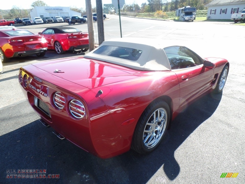 2001 Corvette Convertible - Magnetic Red II Metallic / Light Oak photo #6