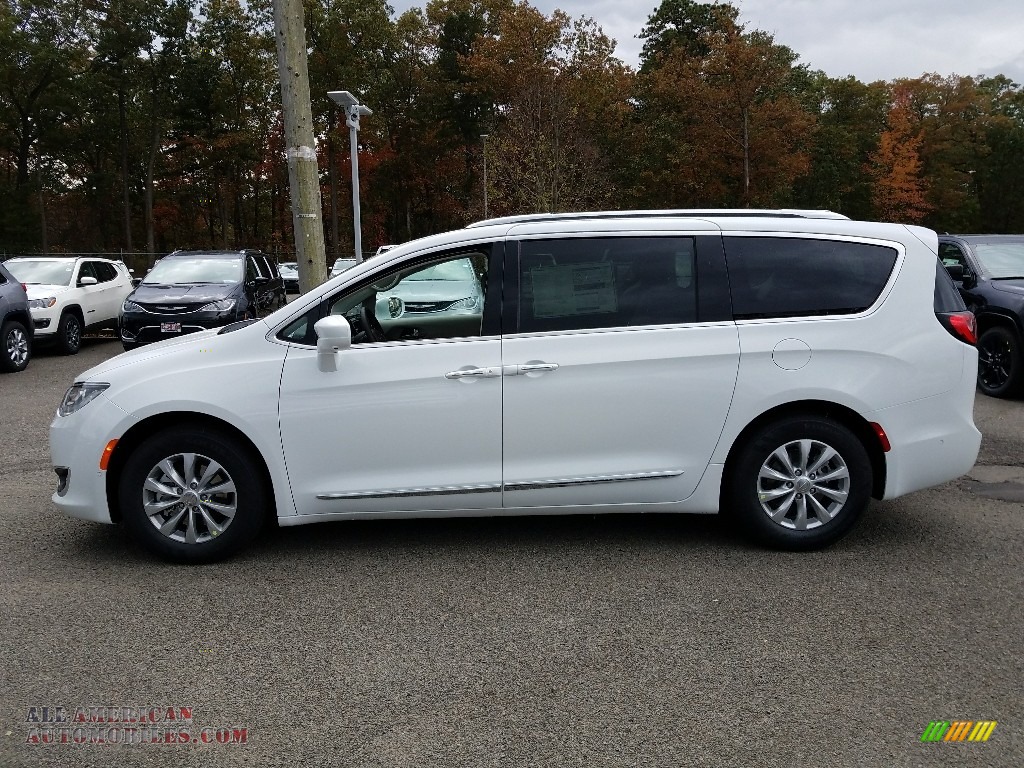 2018 Pacifica Touring L Plus - Bright White / Cognac/Alloy/Toffee photo #3