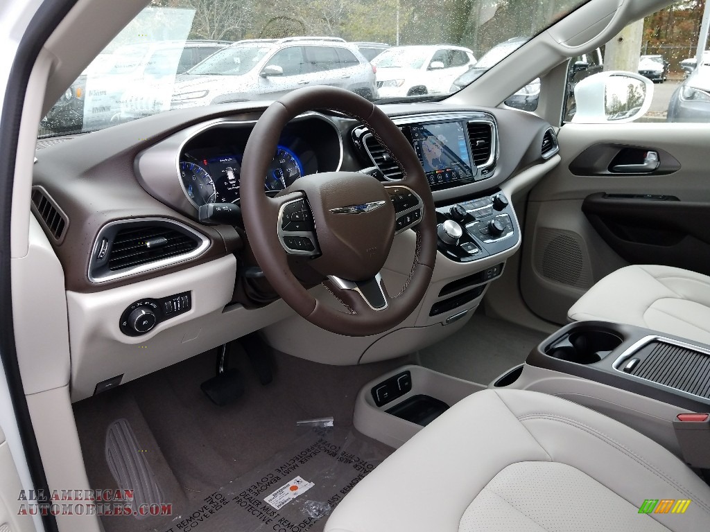 2018 Pacifica Touring L Plus - Bright White / Cognac/Alloy/Toffee photo #7