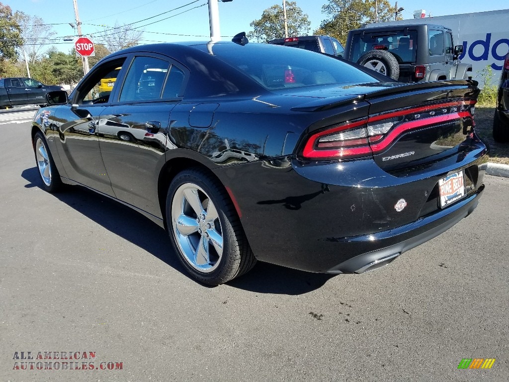 2016 Charger R/T - Pitch Black / Black photo #5