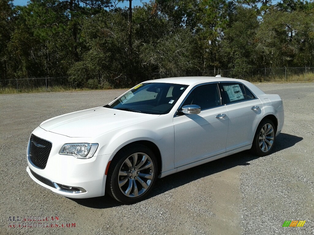 Bright White / Black Chrysler 300 Limited