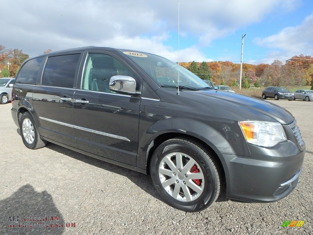 2012 Town & Country Touring - L - Dark Charcoal Pearl / Black/Light Graystone photo #4
