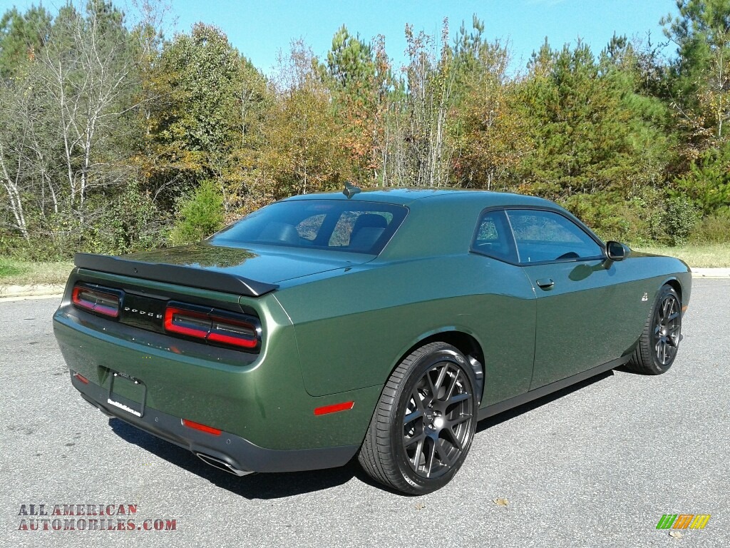 2018 Challenger R/T Scat Pack - F8 Green / Black photo #6