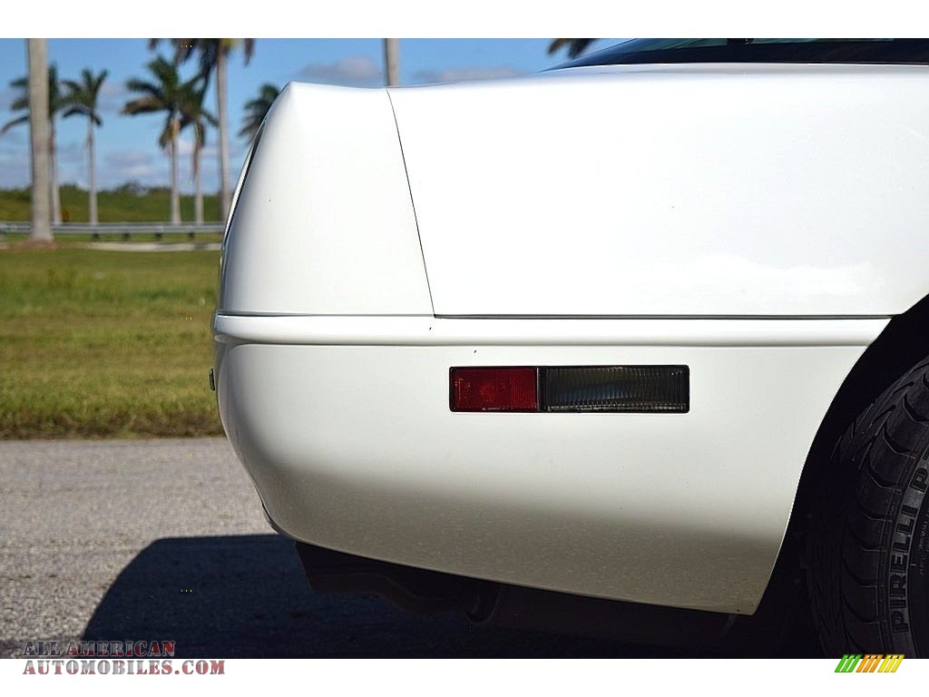 1992 Corvette Coupe - Arctic White / Black photo #26