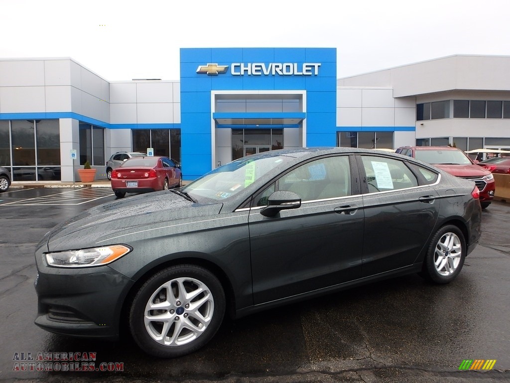 2015 Fusion SE - Guard Metallic / Dune photo #1