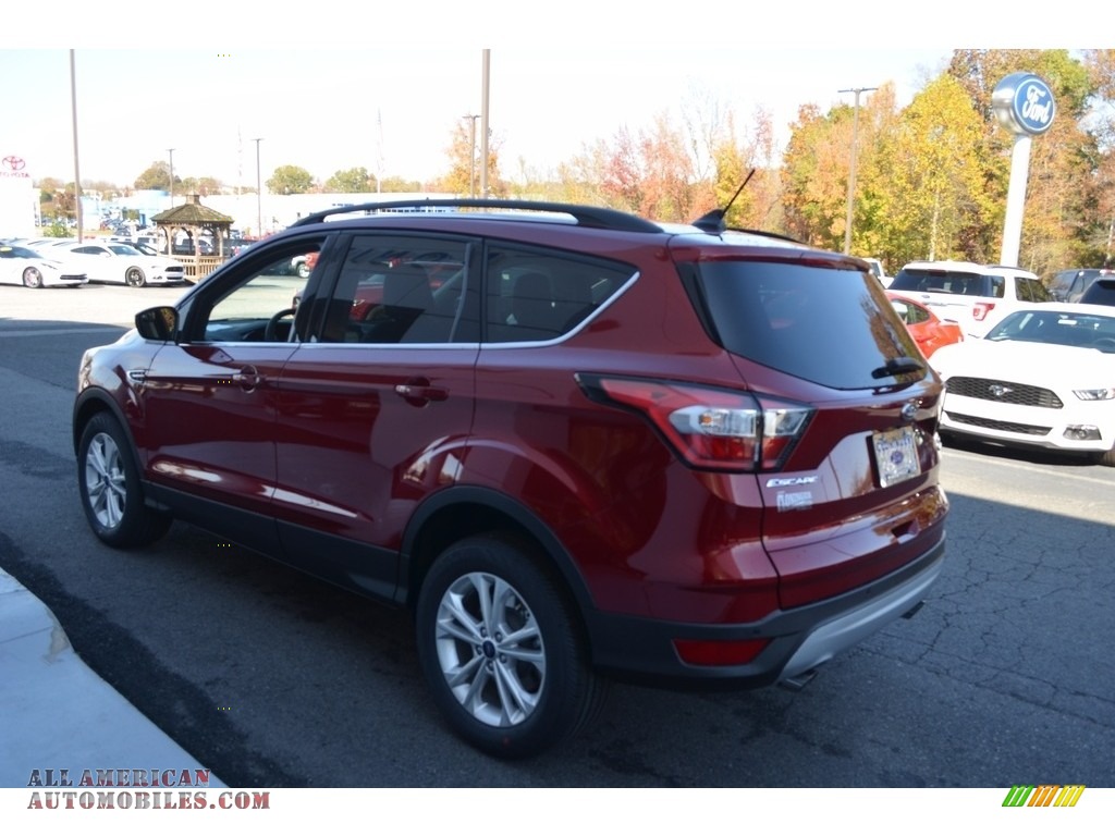 2018 Escape SEL - Ruby Red / Charcoal Black photo #22