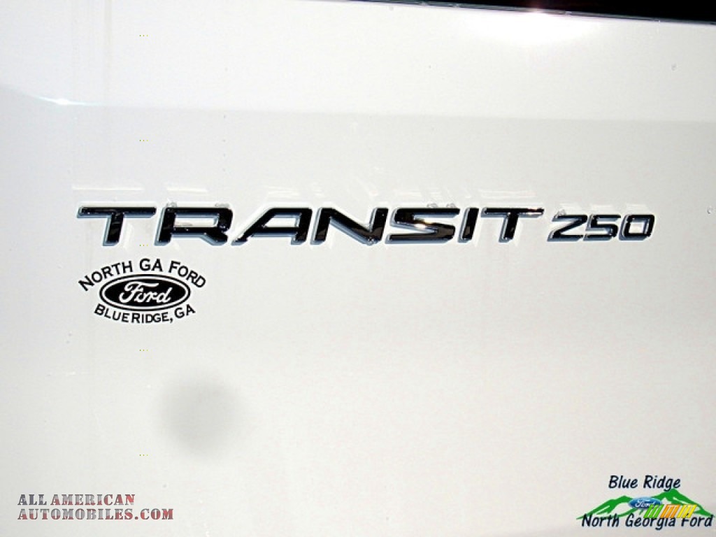 2017 Transit Van 250 MR Long - Oxford White / Pewter photo #16