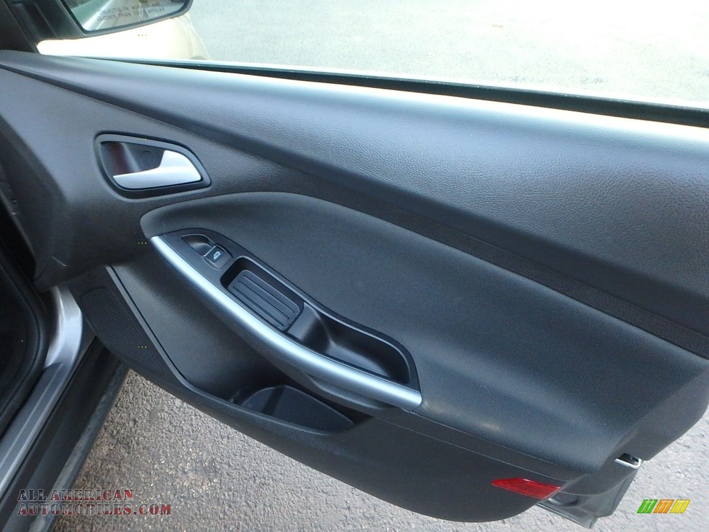 2013 Focus Titanium Hatchback - Sterling Gray / Charcoal Black photo #13