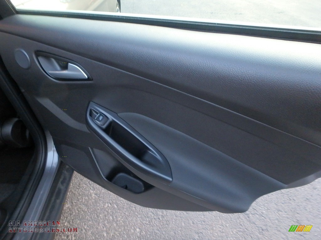 2013 Focus Titanium Hatchback - Sterling Gray / Charcoal Black photo #15