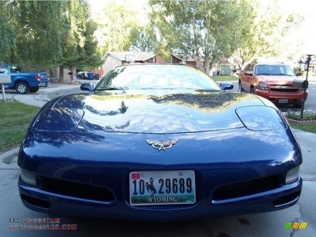 2004 Corvette Coupe - LeMans Blue Metallic / Light Gray photo #2