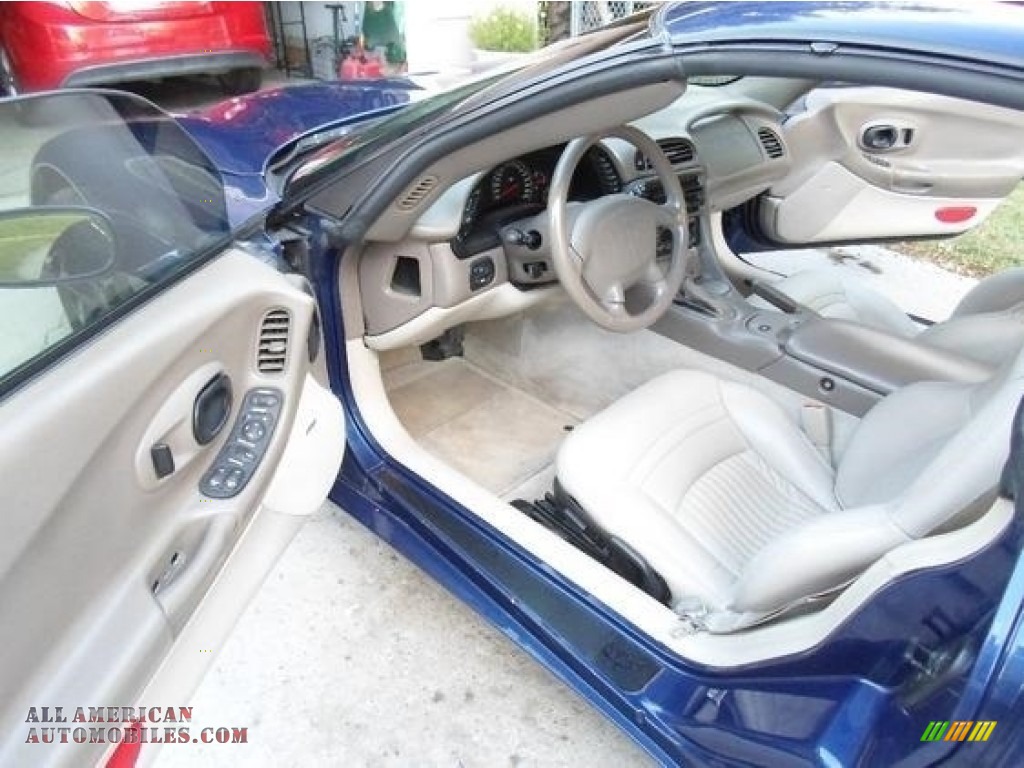 2004 Corvette Coupe - LeMans Blue Metallic / Light Gray photo #7