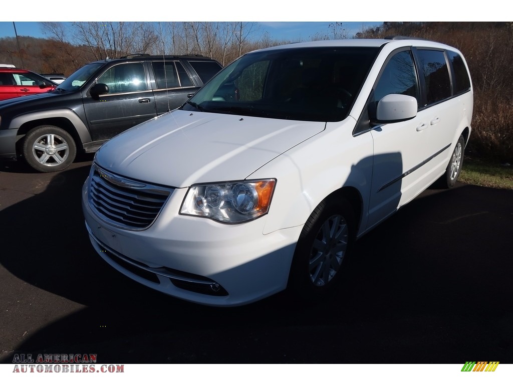 2014 Town & Country Touring - Bright White / Black/Light Graystone photo #3
