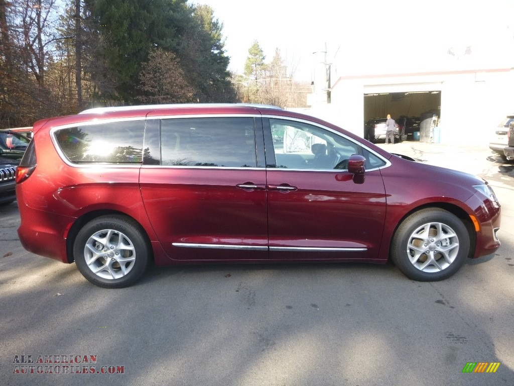 2018 Pacifica Touring L Plus - Velvet Red Pearl / Black/Alloy photo #6